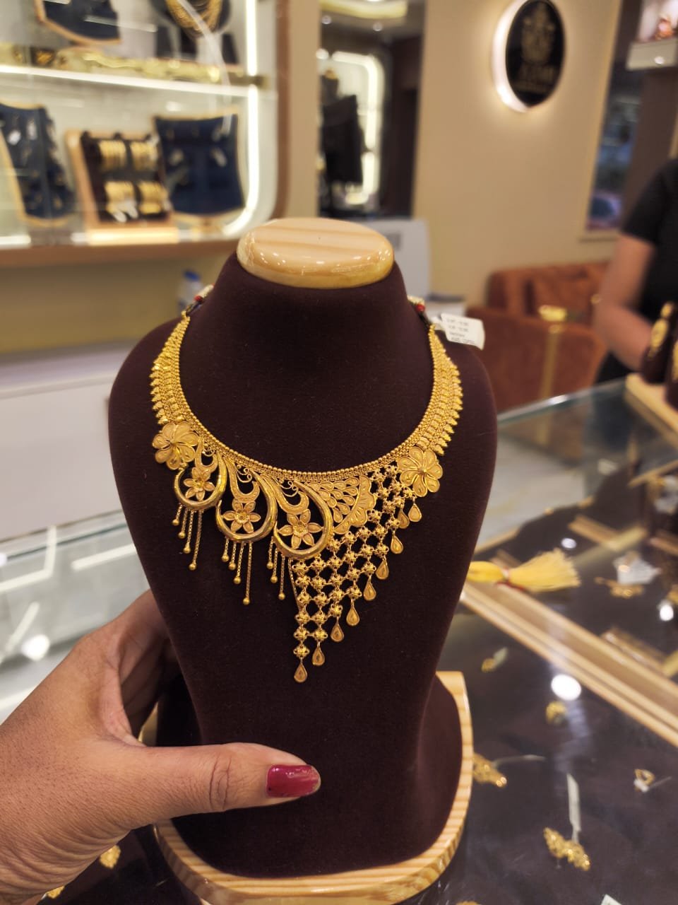 Certified diamond jewellery from Laxmi Gold Palace, Dakshineswar