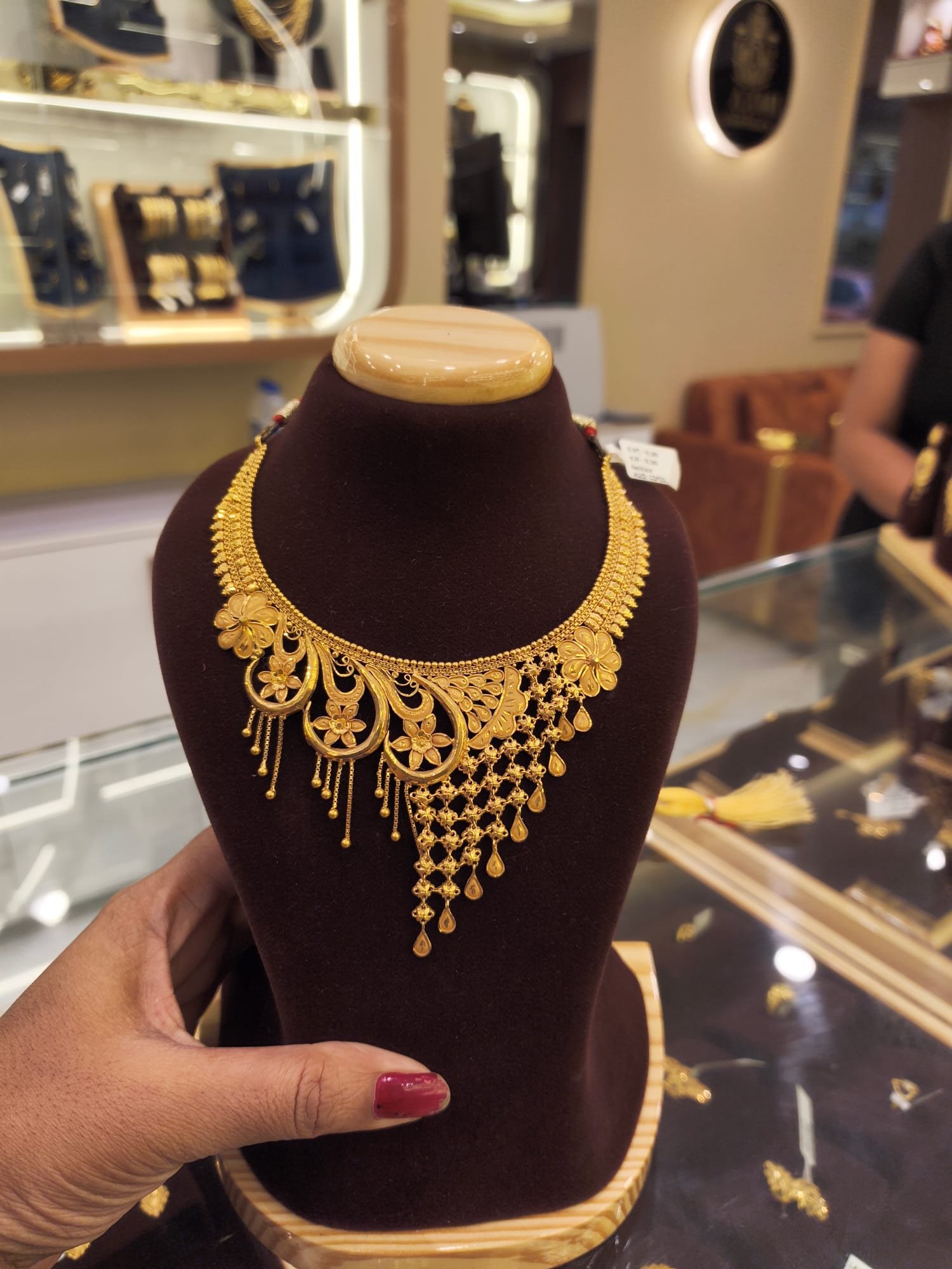 Certified natural gemstone from Laxmi Gold Palace, Kolkata